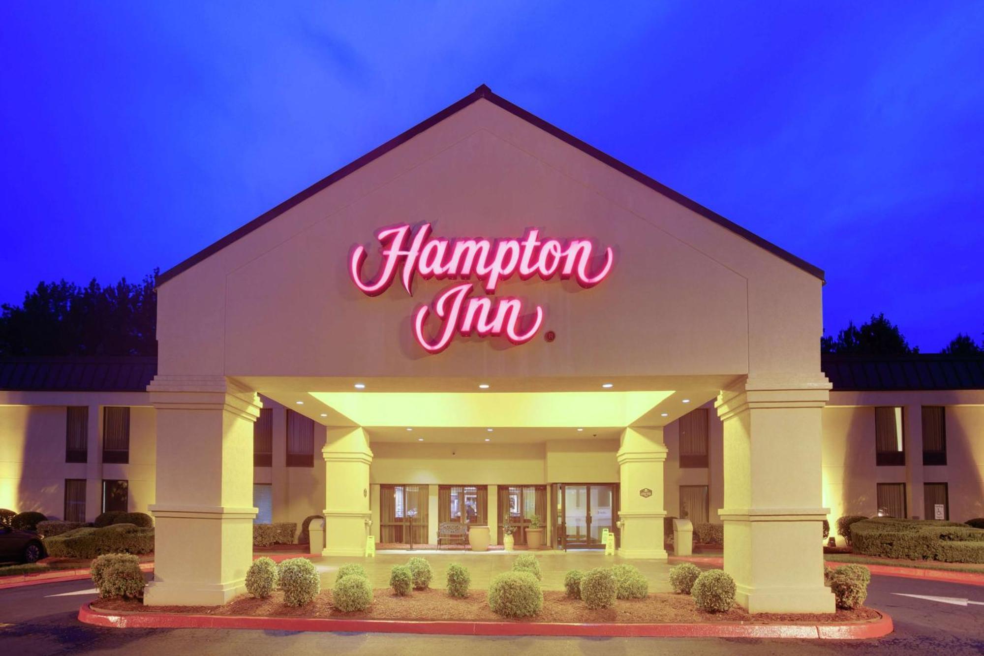 Hampton Inn Честер Екстер'єр фото